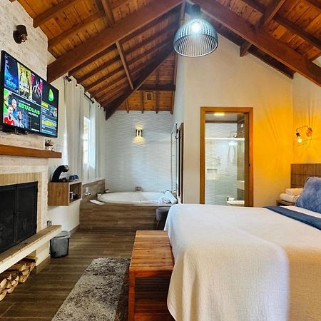 Chales Vila Do Moinho Monte Verde  Eksteriør billede